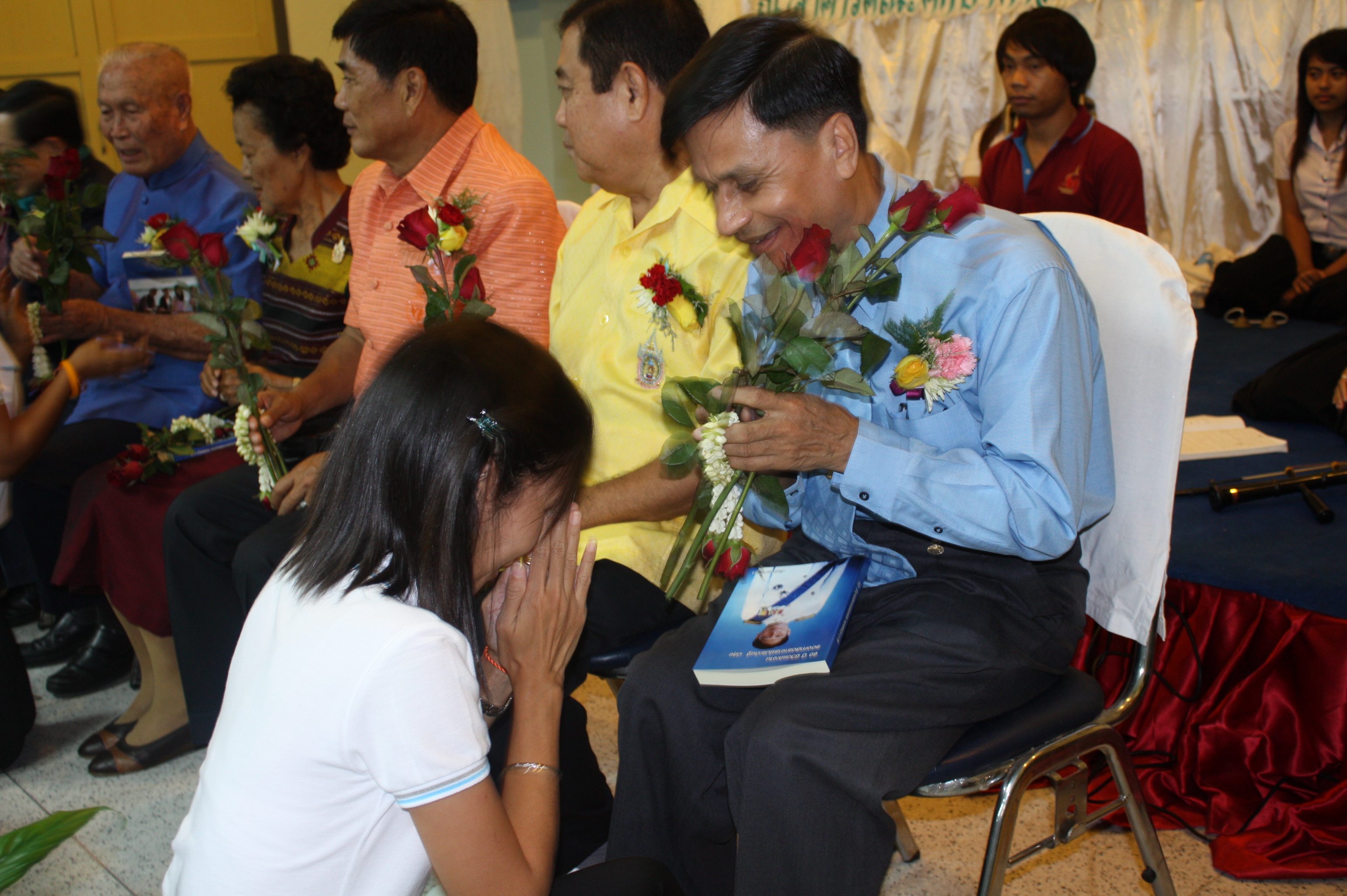 พิธีรดน้ำขอพรในงานครบรอบ 40 ปี คณะศึกษาศาสตร์ (ชุดที่ 2) ภาพที่ 57