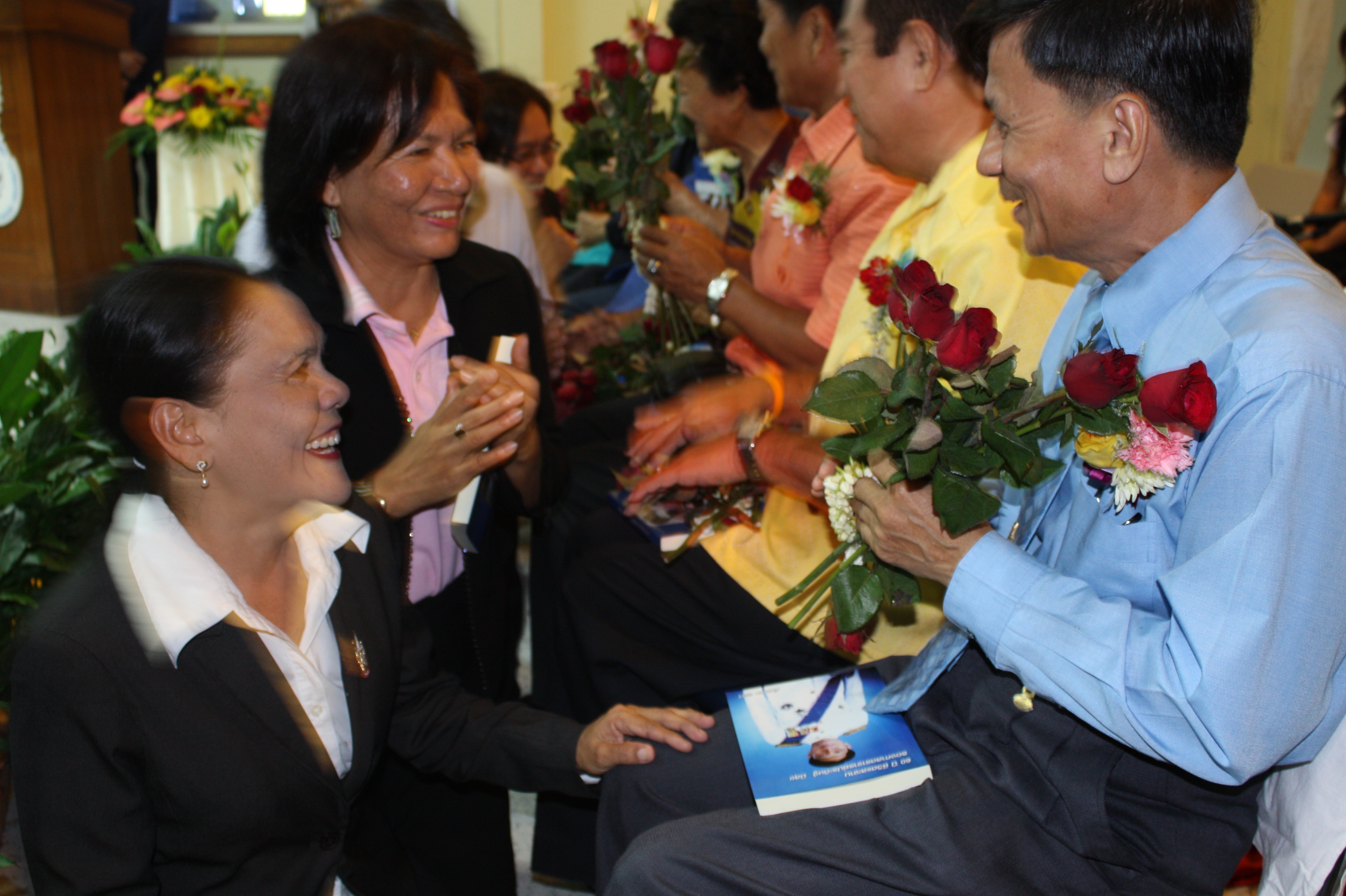 พิธีรดน้ำขอพรในงานครบรอบ 40 ปี คณะศึกษาศาสตร์ (ชุดที่ 2) ภาพที่ 67