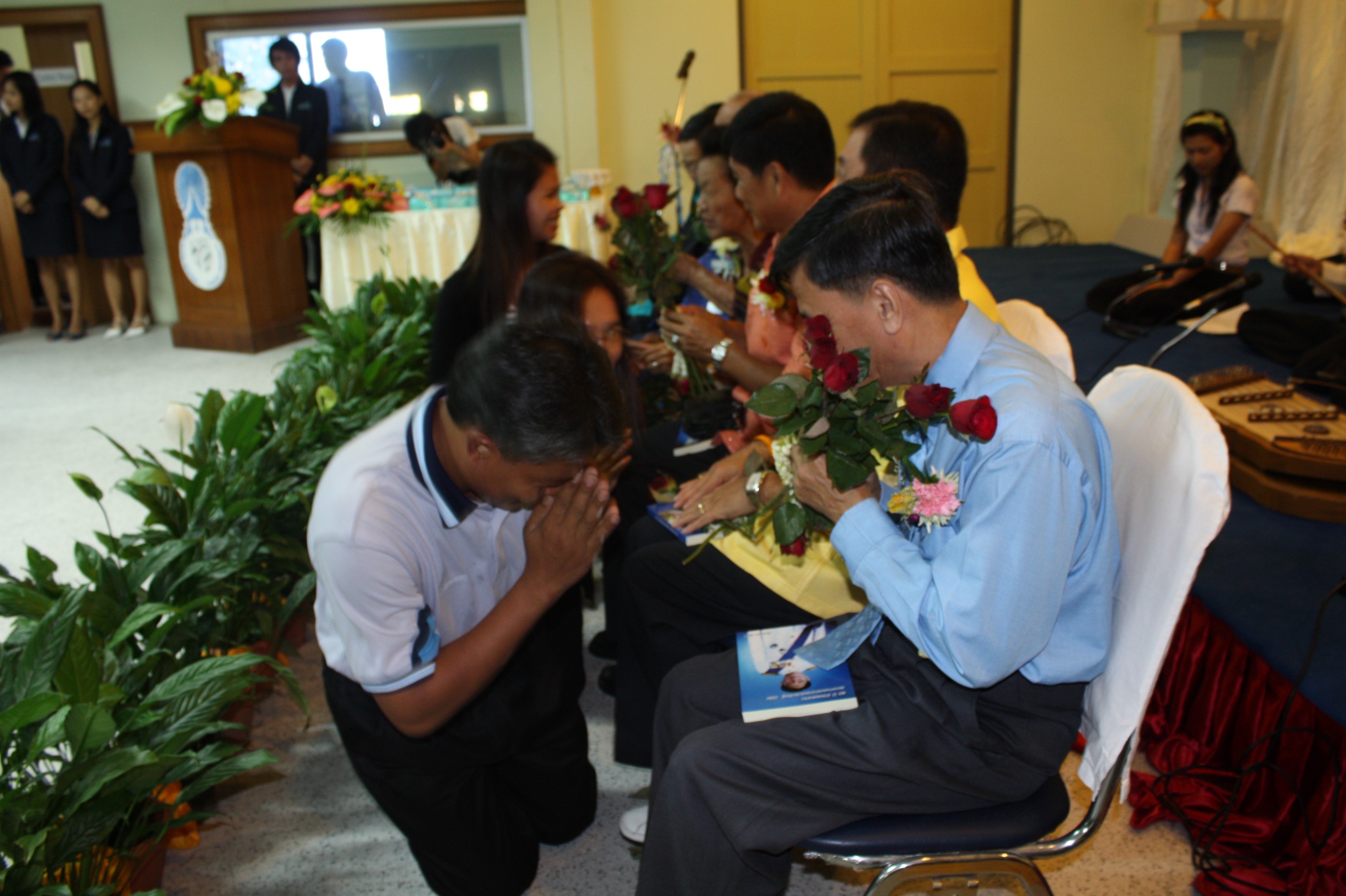 พิธีรดน้ำขอพรในงานครบรอบ 40 ปี คณะศึกษาศาสตร์ (ชุดที่ 2) ภาพที่ 68