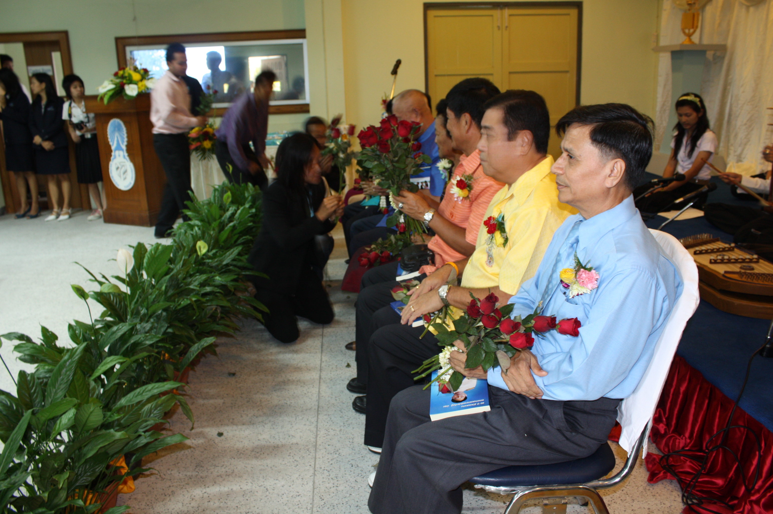 พิธีรดน้ำขอพรในงานครบรอบ 40 ปี คณะศึกษาศาสตร์ (ชุดที่ 2) ภาพที่ 71