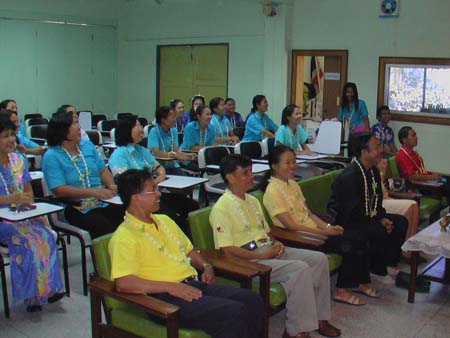กิจกรรมสืบสานประเพณีสงกรานต์ คณะศึกษาศาสตร์ ปี 2550 ภาพที่ 63