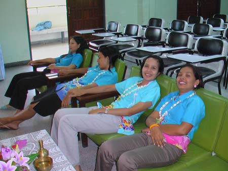 กิจกรรมสืบสานประเพณีสงกรานต์ คณะศึกษาศาสตร์ ปี 2550 ภาพที่ 146