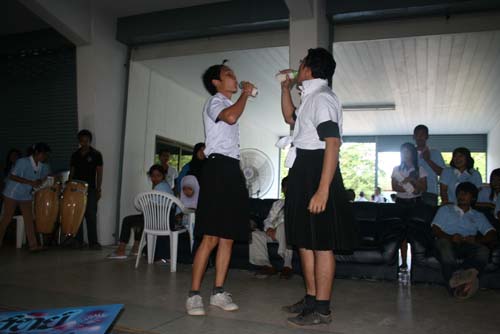 กิจกรรมต้อนรับนิสิตใหม่ คณะศึกษาศาสตร์ ปี 2551 ภาพที่ 27
