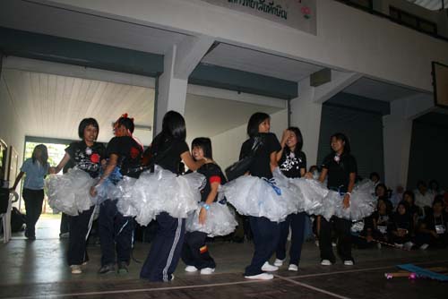 กิจกรรมต้อนรับนิสิตใหม่ คณะศึกษาศาสตร์ ปี 2551 ภาพที่ 31