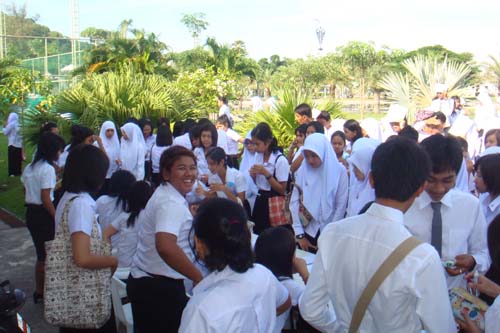 ปฐมนิเทศนิสิตระดับปริญญาตรี คณะศึกษาศาสตร์ ปี 2551 ภาพที่ 3