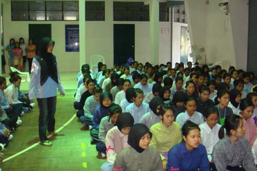 กิจกรรมกลุ่มสัมพันธ์นิสิตใหม่ คณะศึกษาศาสตร์ ปี 2551 ภาพที่ 3