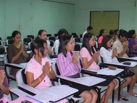 พิธีถวายเทียนพรรษา คณะศึกษาศาสตร์ ปี 2551 ภาพที่ 11