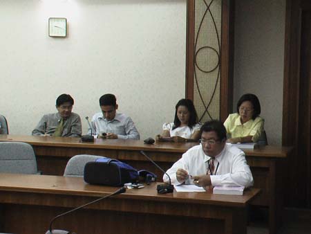 ประชุมจัดทำรายงานการประเมินตนเอง คณะศึกษาศาสตร์ ปี 2551 ภาพที่ 6