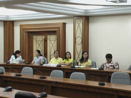 ประชุมจัดทำรายงานการประเมินตนเอง คณะศึกษาศาสตร์ ปี 2551 ภาพที่ 7