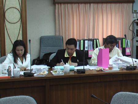 ประชุมจัดทำรายงานการประเมินตนเอง คณะศึกษาศาสตร์ ปี 2551 ภาพที่ 25