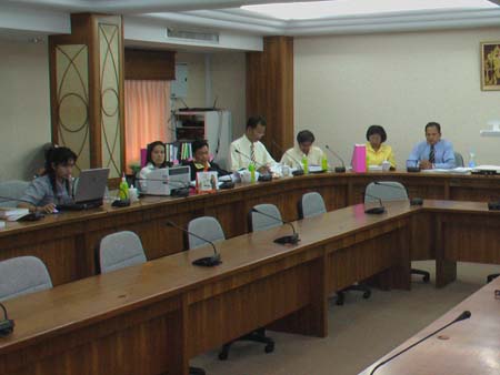ประชุมจัดทำรายงานการประเมินตนเอง คณะศึกษาศาสตร์ ปี 2551 ภาพที่ 31