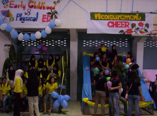 กิจกรรมกีฬาสีและประกวดกองเชียร์ คณะศึกษาศาสตร์ ภาพที่ 21
