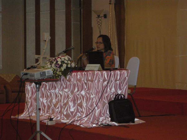 สัมมนาประเมินผลโครงการ คณะศึกษาศาสตร์ ปี 2552 ภาพที่ 32