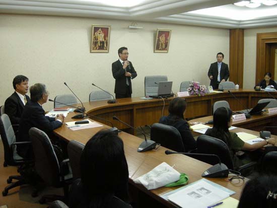 สัมมนาบุคลากรสำนักงานเลขานุการคณะศึกษาศาสตร์ ปี 2552 ภาพที่ 4