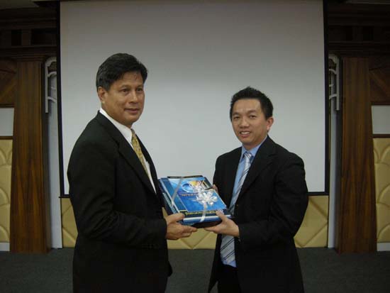 สัมมนาบุคลากรสำนักงานเลขานุการคณะศึกษาศาสตร์ ปี 2552 ภาพที่ 12