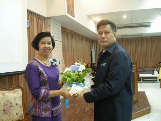 งานแสดงมุทิตาจิตผู้เกษียณอายุราชการ คณะศึกษาศาสตร์ ปี 2552 ภาพที่ 8