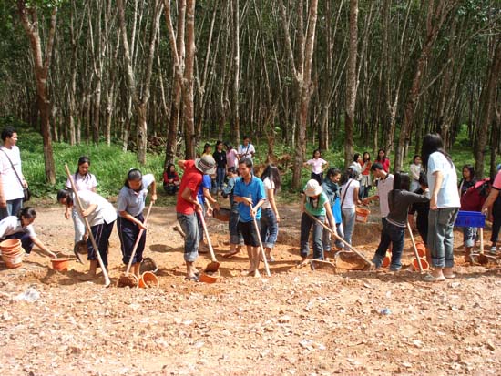 โครงการสัมมนาการถ่ายทอดภูมิปัญญาและสร้างความสัมพันธ์กับชุมชน ภาพที่ 17