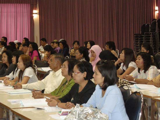 การอบรมการบูรณาการสาระการเรียนรู้ท้องถิ่นสู่หลักสูตรสถานศึกษา (ชุดที่ 1) ภาพที่ 37