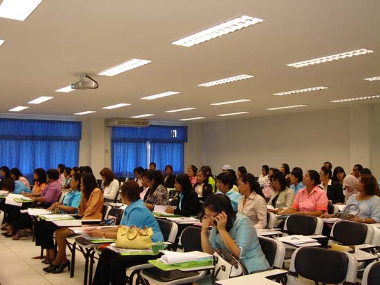 การอบรมการบูรณาการสาระการเรียนรู้ท้องถิ่นสู่หลักสูตรสถานศึกษา (ชุดที่ 2) ภาพที่ 6