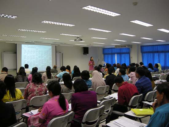 การอบรมการบูรณาการสาระการเรียนรู้ท้องถิ่นสู่หลักสูตรสถานศึกษา (ชุดที่ 2) ภาพที่ 41