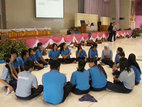 ปฐมนิเทศและพัฒนานิสิต คณะศึกษาศาสตร์ ปี 2553 ภาพที่ 56