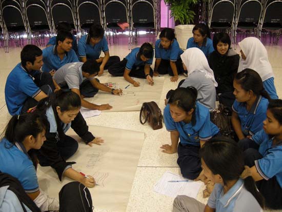 ปฐมนิเทศและพัฒนานิสิต คณะศึกษาศาสตร์ ปี 2553 ภาพที่ 68