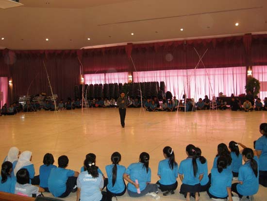 ปฐมนิเทศและพัฒนานิสิต คณะศึกษาศาสตร์ ปี 2553 ภาพที่ 144