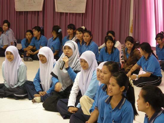 ปฐมนิเทศและพัฒนานิสิต คณะศึกษาศาสตร์ ปี 2553 ภาพที่ 146