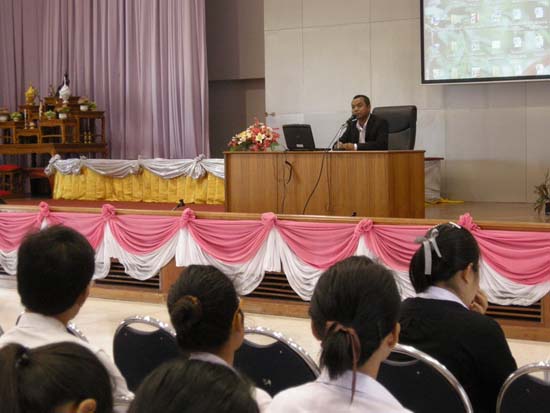 ปฐมนิเทศและพัฒนานิสิต คณะศึกษาศาสตร์ ปี 2553 ภาพที่ 184
