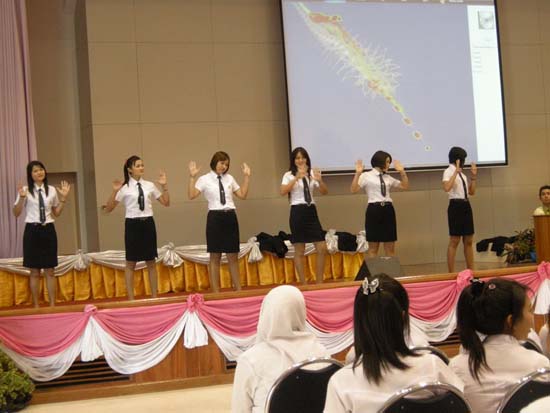 ปฐมนิเทศและพัฒนานิสิต คณะศึกษาศาสตร์ ปี 2553 ภาพที่ 197
