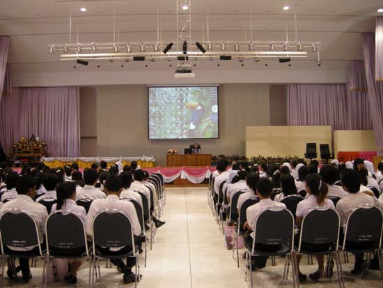 ปฐมนิเทศและพัฒนานิสิต คณะศึกษาศาสตร์ ปี 2553 ภาพที่ 219