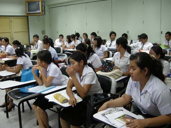 ปฐมนิเทศและพัฒนานิสิต คณะศึกษาศาสตร์ ปี 2553 ภาพที่ 237
