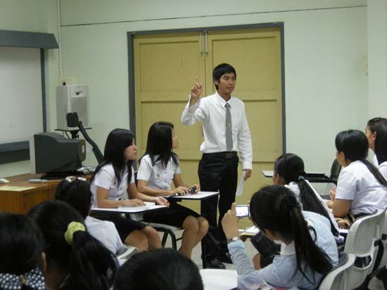 ปฐมนิเทศและพัฒนานิสิต คณะศึกษาศาสตร์ ปี 2553 ภาพที่ 240