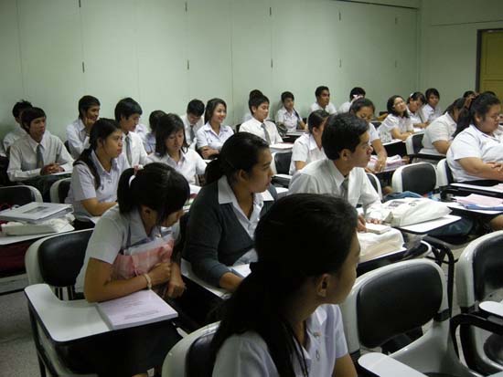 ปฐมนิเทศและพัฒนานิสิต คณะศึกษาศาสตร์ ปี 2553 ภาพที่ 251