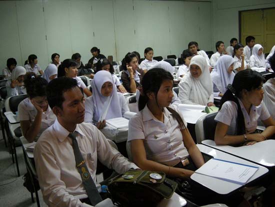ปฐมนิเทศและพัฒนานิสิต คณะศึกษาศาสตร์ ปี 2553 ภาพที่ 255
