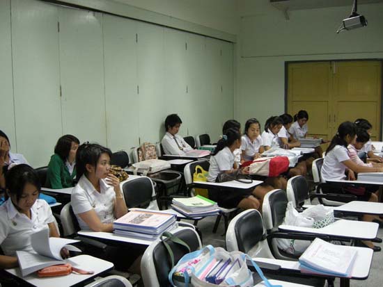 ปฐมนิเทศและพัฒนานิสิต คณะศึกษาศาสตร์ ปี 2553 ภาพที่ 264