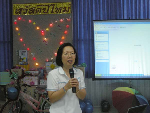 งานเลี้ยงสวัสดีปีใหม่ คณะศึกษาศาสตร์ ปี 2553 ภาพที่ 40