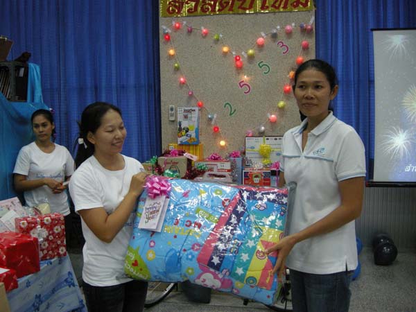 งานเลี้ยงสวัสดีปีใหม่ คณะศึกษาศาสตร์ ปี 2553 ภาพที่ 64