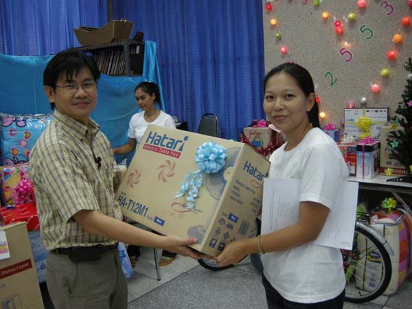 งานเลี้ยงสวัสดีปีใหม่ คณะศึกษาศาสตร์ ปี 2553 ภาพที่ 66