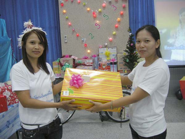 งานเลี้ยงสวัสดีปีใหม่ คณะศึกษาศาสตร์ ปี 2553 ภาพที่ 86