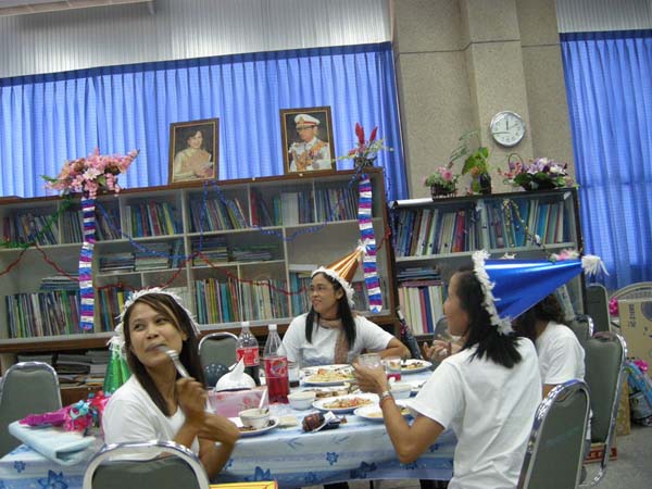 งานเลี้ยงสวัสดีปีใหม่ คณะศึกษาศาสตร์ ปี 2553 ภาพที่ 91