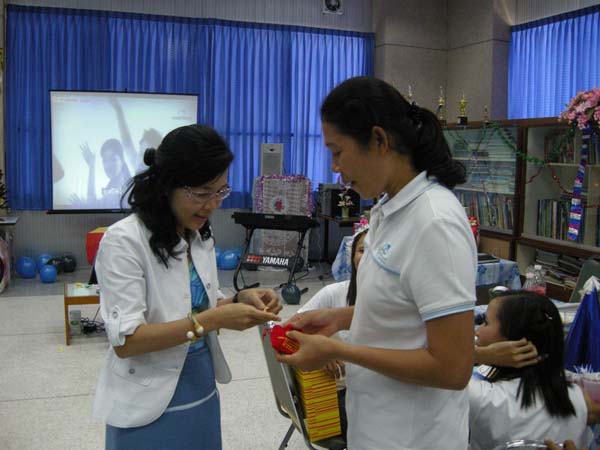 งานเลี้ยงสวัสดีปีใหม่ คณะศึกษาศาสตร์ ปี 2553 ภาพที่ 103