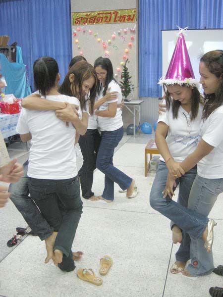 งานเลี้ยงสวัสดีปีใหม่ คณะศึกษาศาสตร์ ปี 2553 ภาพที่ 130