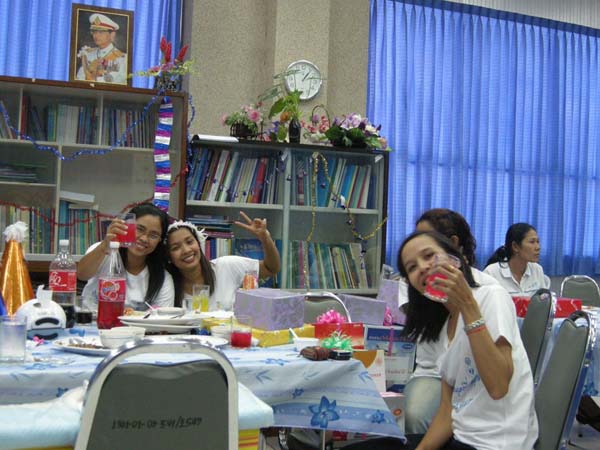 งานเลี้ยงสวัสดีปีใหม่ คณะศึกษาศาสตร์ ปี 2553 ภาพที่ 143