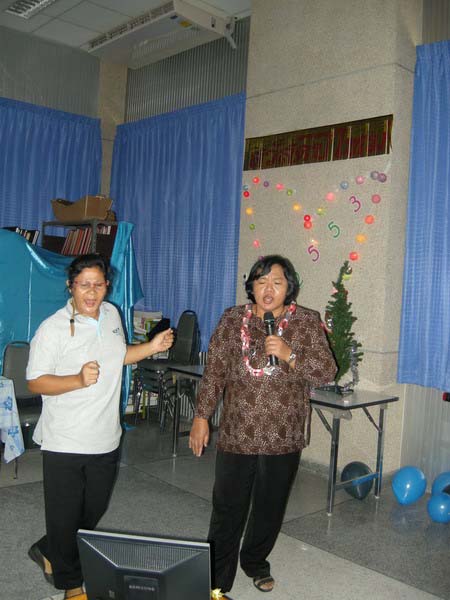 งานเลี้ยงสวัสดีปีใหม่ คณะศึกษาศาสตร์ ปี 2553 ภาพที่ 159