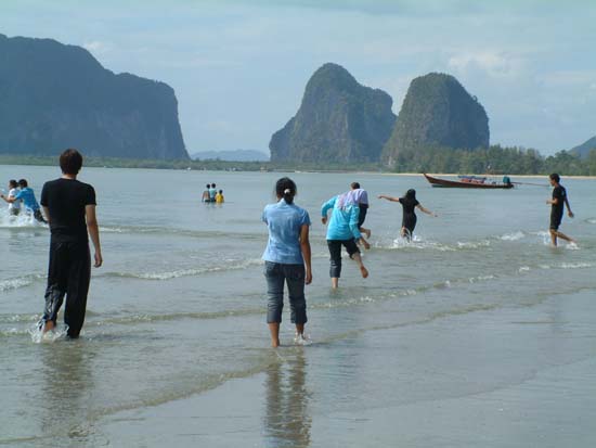 โครงการพัฒนากลุ่มผู้นำกิจกรรม ณ จังหวัดตรัง ภาพที่ 55