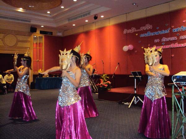 งานแสดงมุทิตาจิตผู้เกษียณอายุราชการ คณะศึกษาศาสตร์ ปี 2553 ภาพที่ 51