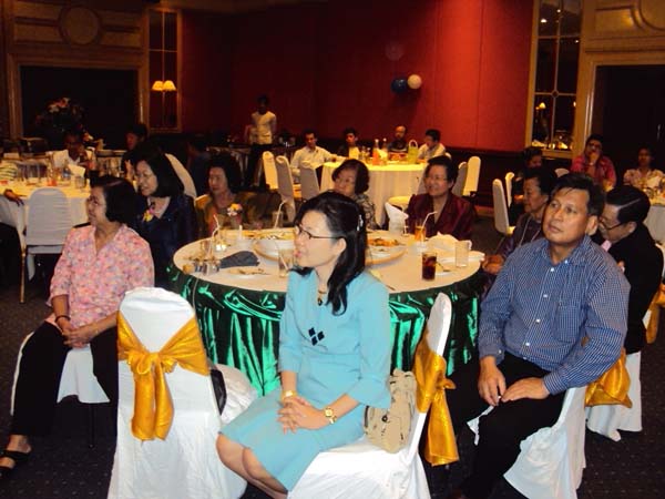 งานแสดงมุทิตาจิตผู้เกษียณอายุราชการ คณะศึกษาศาสตร์ ปี 2553 ภาพที่ 60