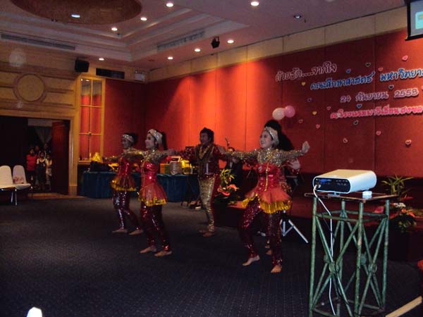 งานแสดงมุทิตาจิตผู้เกษียณอายุราชการ คณะศึกษาศาสตร์ ปี 2553 ภาพที่ 61