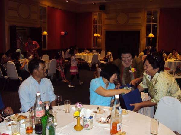 งานแสดงมุทิตาจิตผู้เกษียณอายุราชการ คณะศึกษาศาสตร์ ปี 2553 ภาพที่ 79